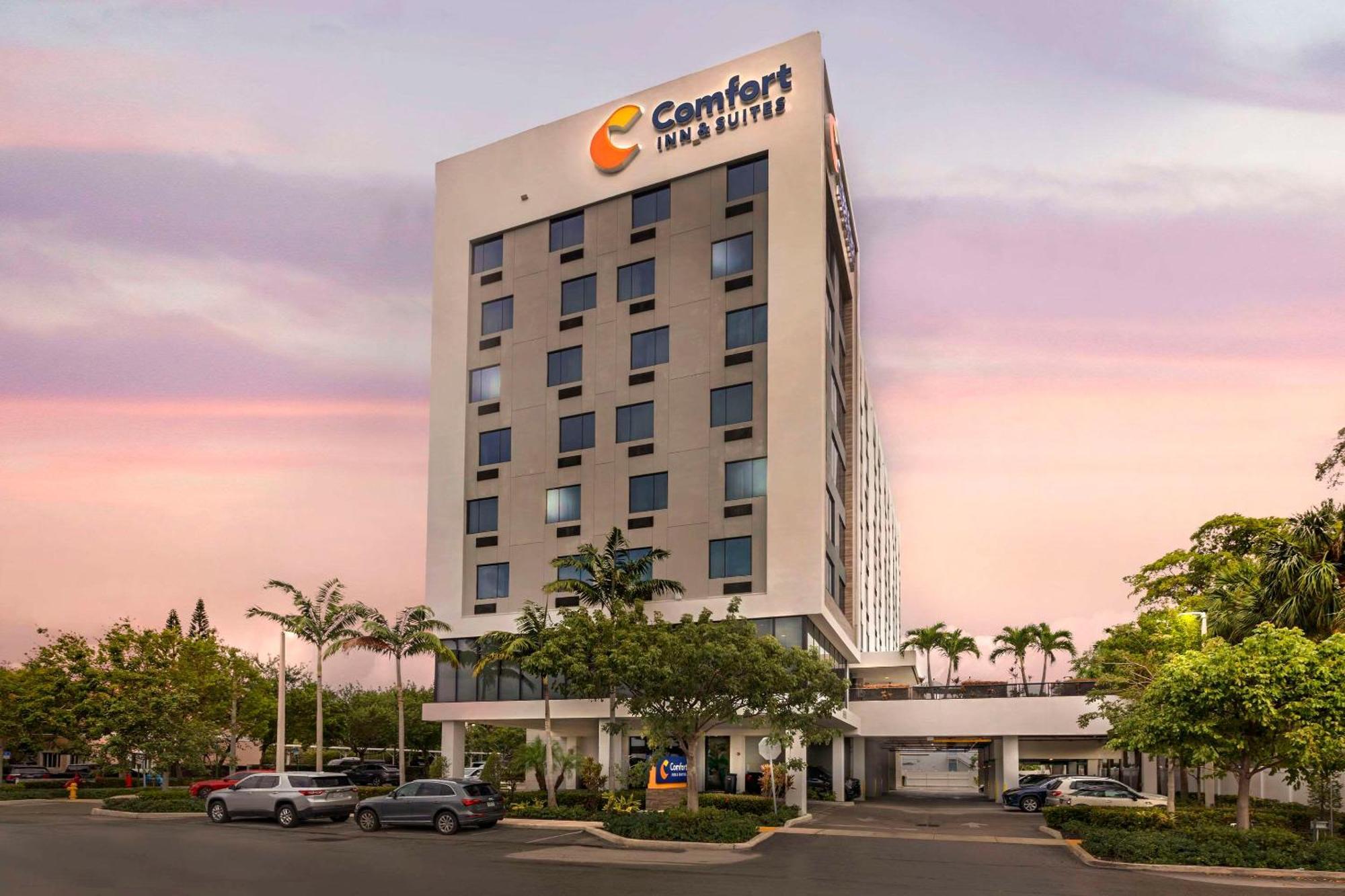 Comfort Inn & Suites Miami International Airport Miami Springs Eksteriør bilde