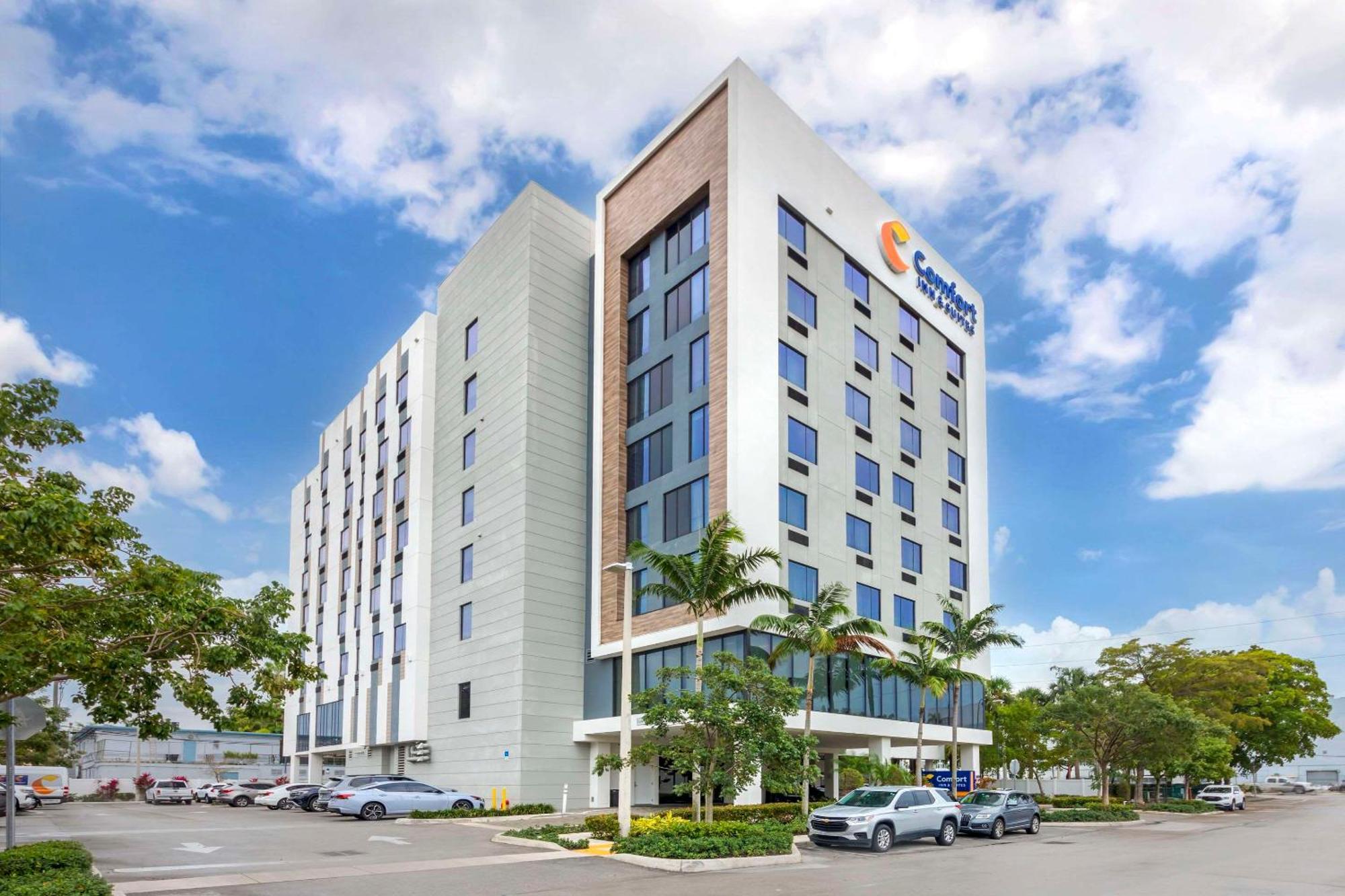 Comfort Inn & Suites Miami International Airport Miami Springs Eksteriør bilde