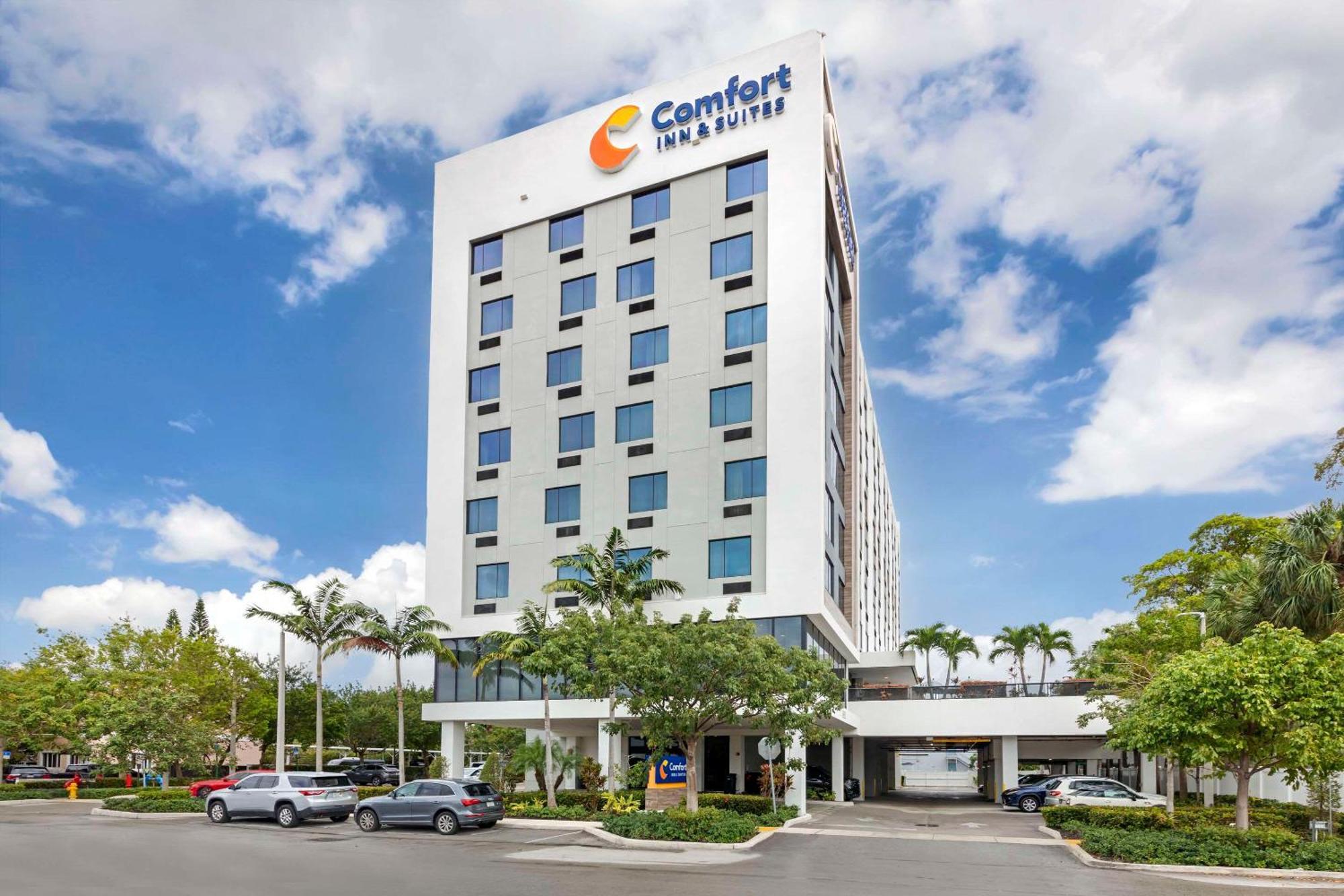 Comfort Inn & Suites Miami International Airport Miami Springs Eksteriør bilde