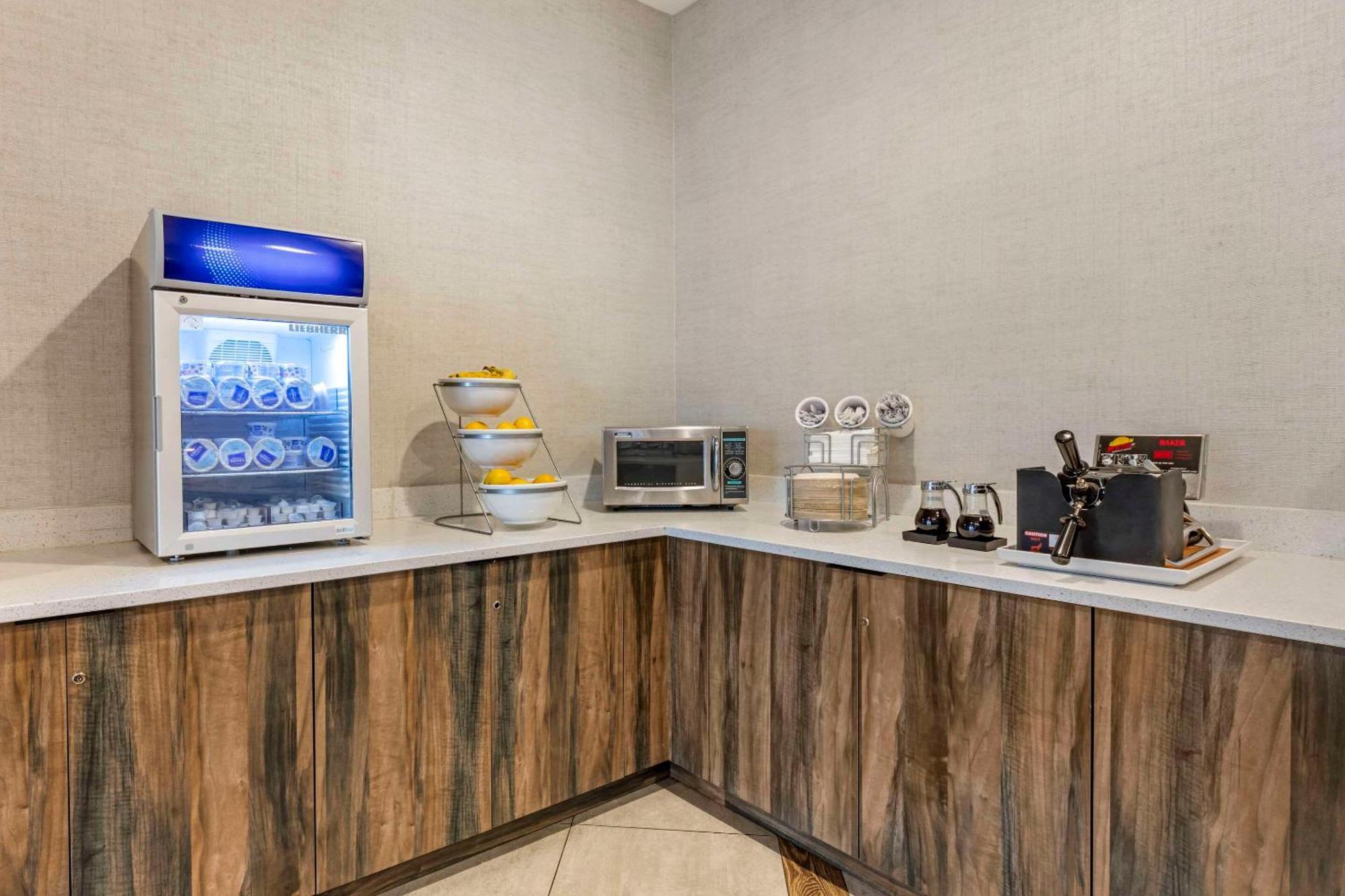 Comfort Inn & Suites Miami International Airport Miami Springs Eksteriør bilde